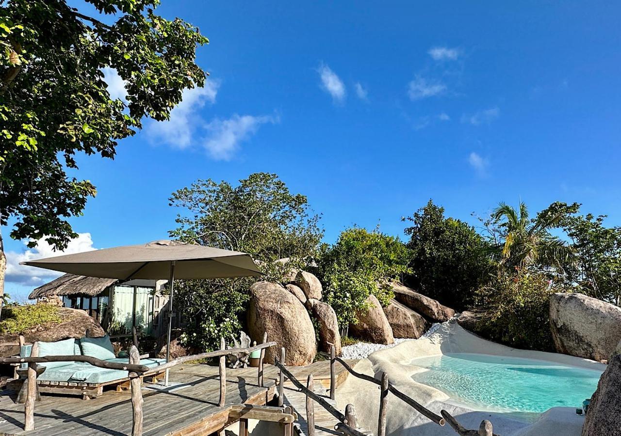 Chateau De Feuilles & Spa - Praslin Island Baie Sainte Anne Exterior photo